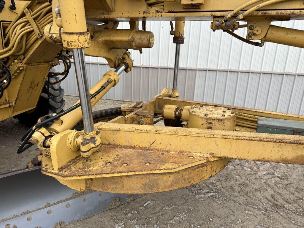 1986 CATERPILLAR 140G