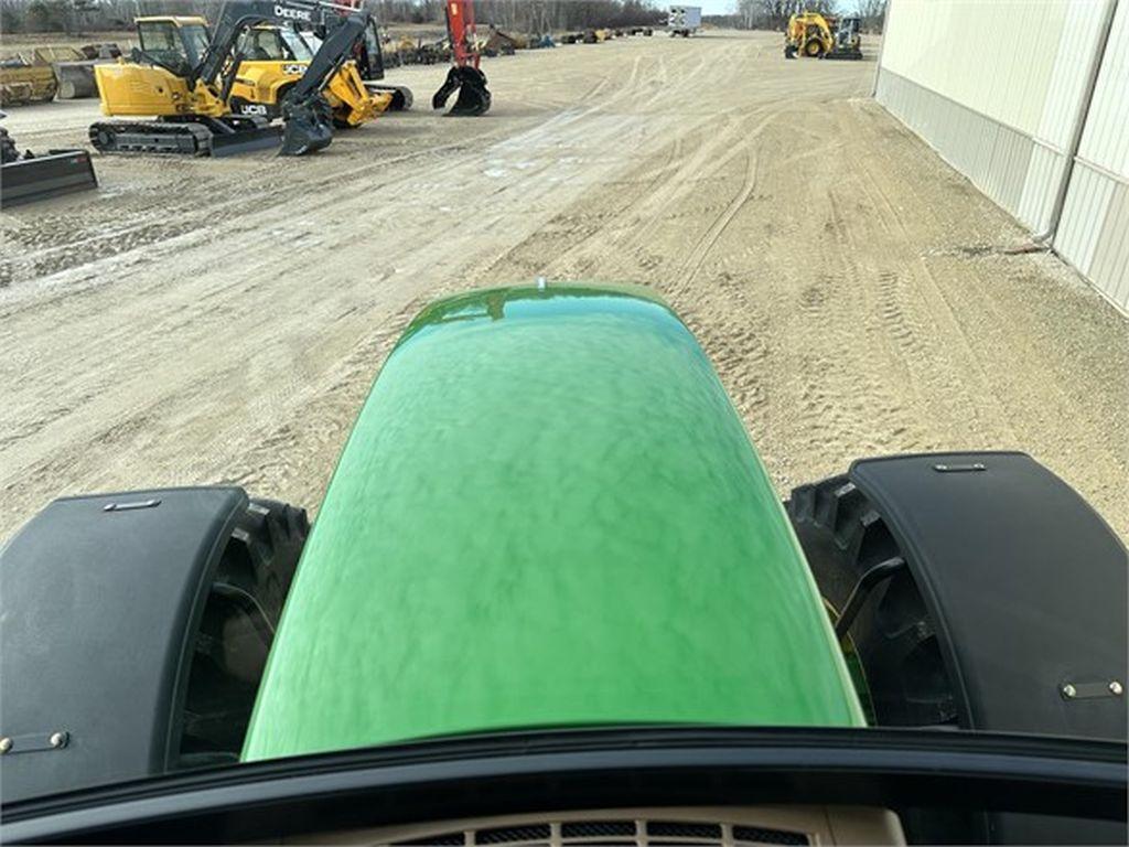 2002 JOHN DEERE 7510