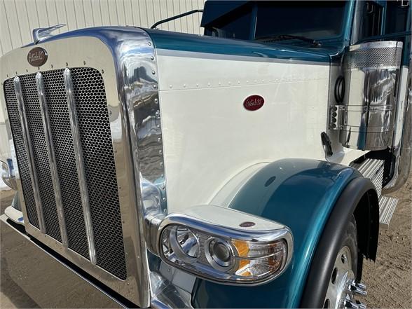 2021 PETERBILT 389