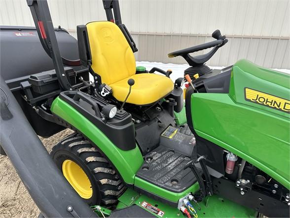 2014 JOHN DEERE 1025R