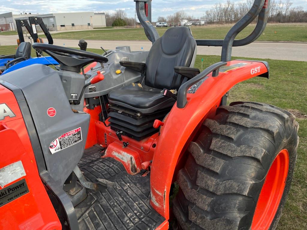 Kubota L5060 tractor