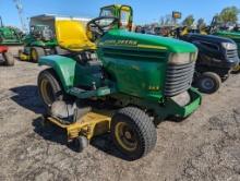 John Deere 345 Lawn Tractor