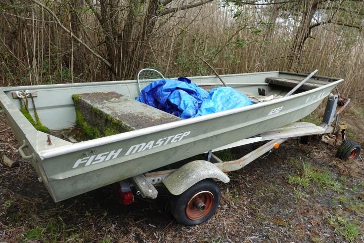 12' FISHER MASTER ALUM JON BOAT 1232 ON SINGLE AXLE TRAILER