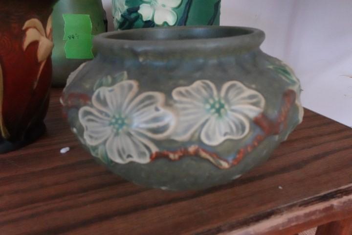 EARLY ROSEVILLE BOWL DOGWOOD LETTER R ON BOTTOM APPROX 4 INCH TALL