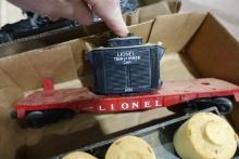 5 PC LIONEL INCLUDING TRANSFORMER CAR 6112 BOX CAR WITH AIR ACTIVATED CONTA