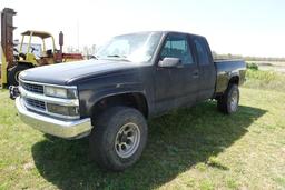 #4701 1998 CHEVROLET 1500 4 WD GAS EXT CAB 222702 MILES AM FM CD PLAYER CLO