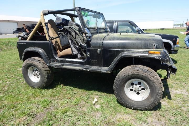 #2001 1988 JEEP WRANGLER 167000 MILES 6 CYL ENG CUSTOM ALUM WHEELS 38 X 12.