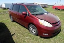 #404 2006 TOYOTA SIENNA 168562 MILES VINYL SEATS TORN 3RD ROW SEATING SUNRO