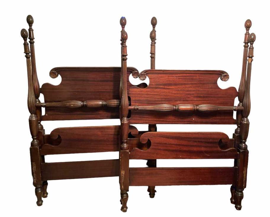 (2) Vintage Mahogany Twin Four Poster Beds