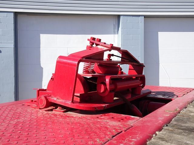 2006 LANDOLL 35 Ton Tandem Axle Hydraulic Equipment Trailer, VIN# 1LH435UH761A14715, equipped with