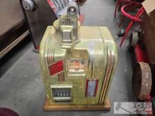 Antique Columbia De Luxe Slot Machine