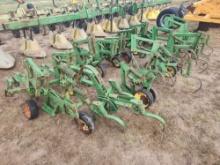 John Deere 3 pt mounted spacing, row cultivator