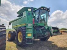 John Deere 9860 STS Combine