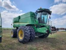 John Deere S680S STS Combines