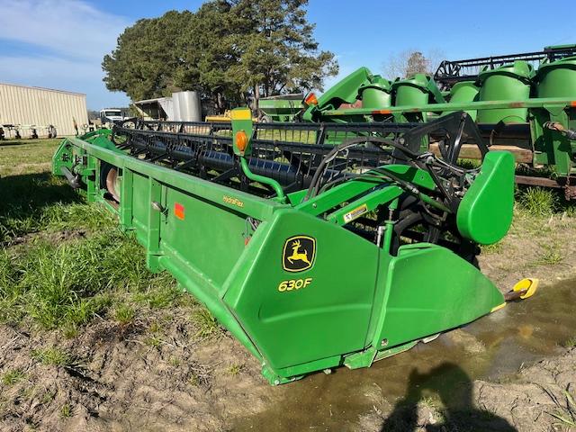 JD 630F HYDRAFLEX GRAIN PLATFORM