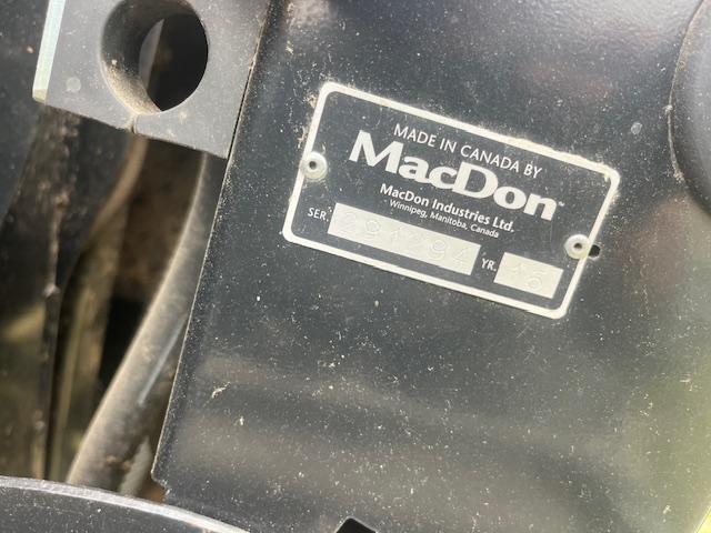 MACDON FD75S FLEX DRAPER HEAD 35’ CASE-IH HOOK UP