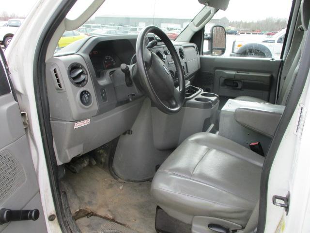 2013 Ford E350 Econoline Bucket Van