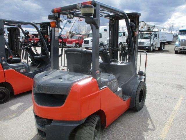 Toyota 8FDU25 Diesel Forklift