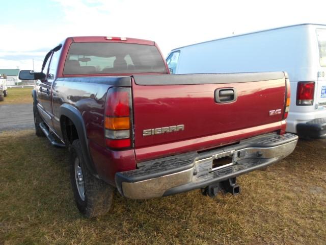 2005 GMC 2500 HD PU GAS, AUTO, 4X4, CREWCAB S/N 1GTHK23U95F809699 MI SHOWIN