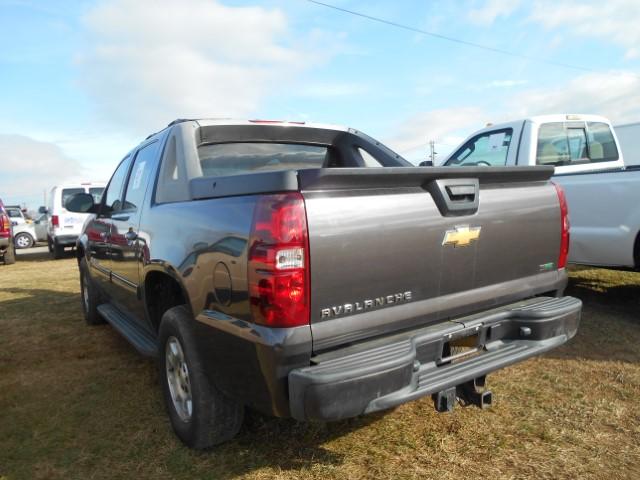 2010 CHEVY AVALANCHE GAS, AUTO, 4X4 S/N 3GNVKEE07AG231942 MI SHOWING 223570