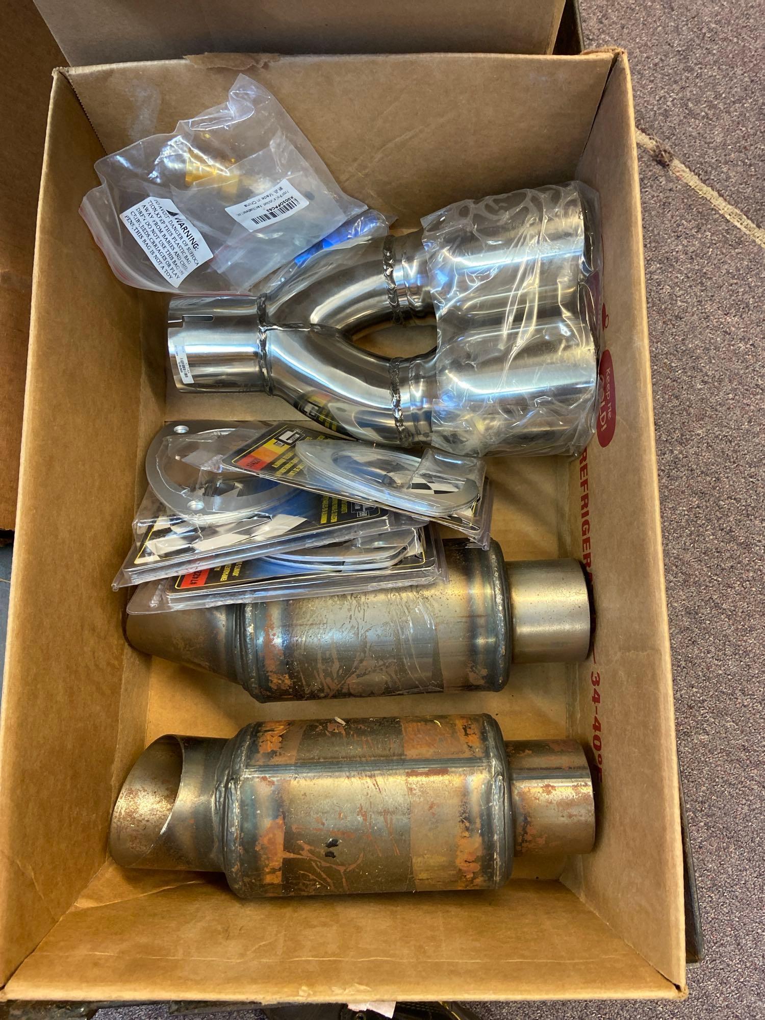 Miscellaneous car parts including small block Chevy parts