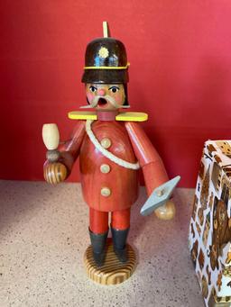 Erzgebirge German smoker red fireman with ax in box