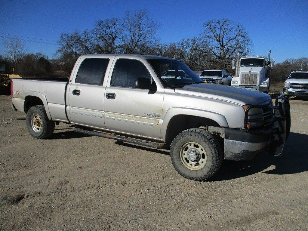 2007 CHEVROLET 2500 4WD LT CREW CAB PICKUP;