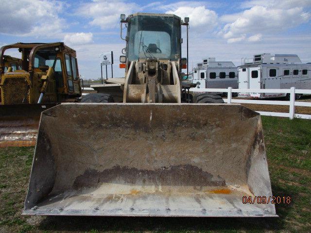 1995 CATERPILLAR 938F WHEEL LOADER;