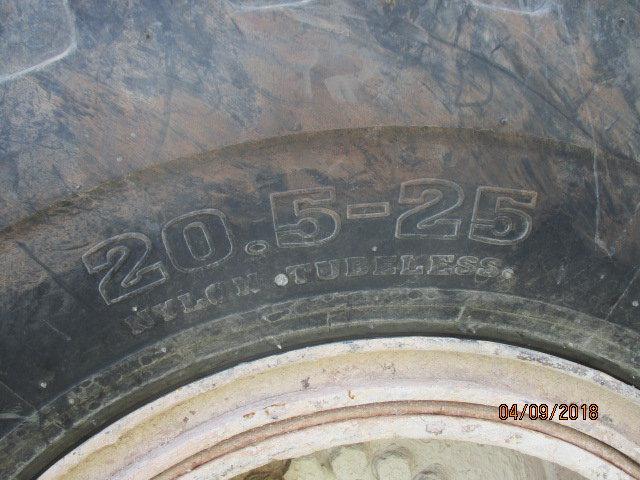 1995 CATERPILLAR 938F WHEEL LOADER;