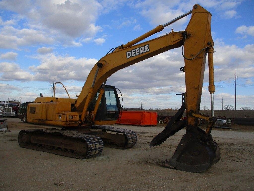 2007 JOHN DEERE 200C-LC EXCAVATOR;