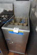 PITCO DOUBLE BASKET GAS DEEP FRYER