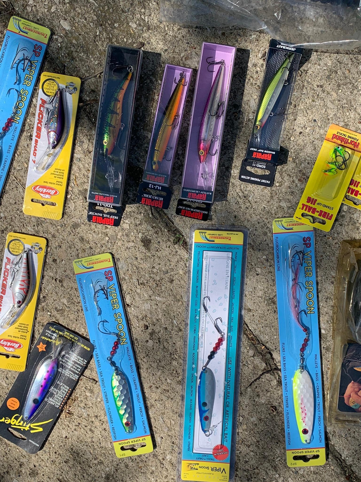 Large Group Fishing Lures, Tackle Boxes, Fishing Nets, Reels & More