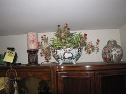 Oriental vases and decor