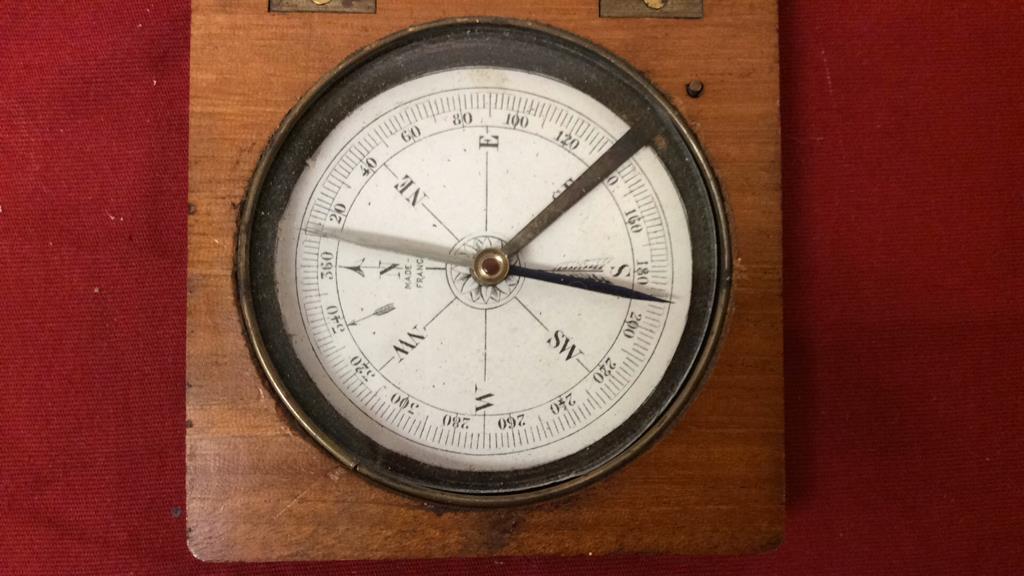 French Compass
