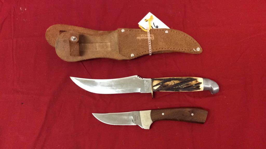 2 Hunting Knives