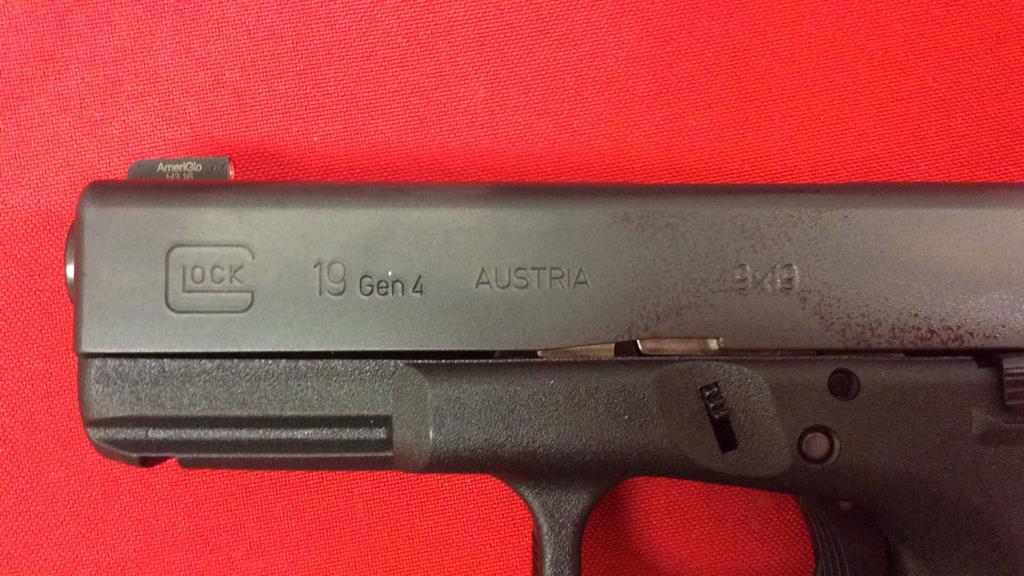 Glock 19 Pistol