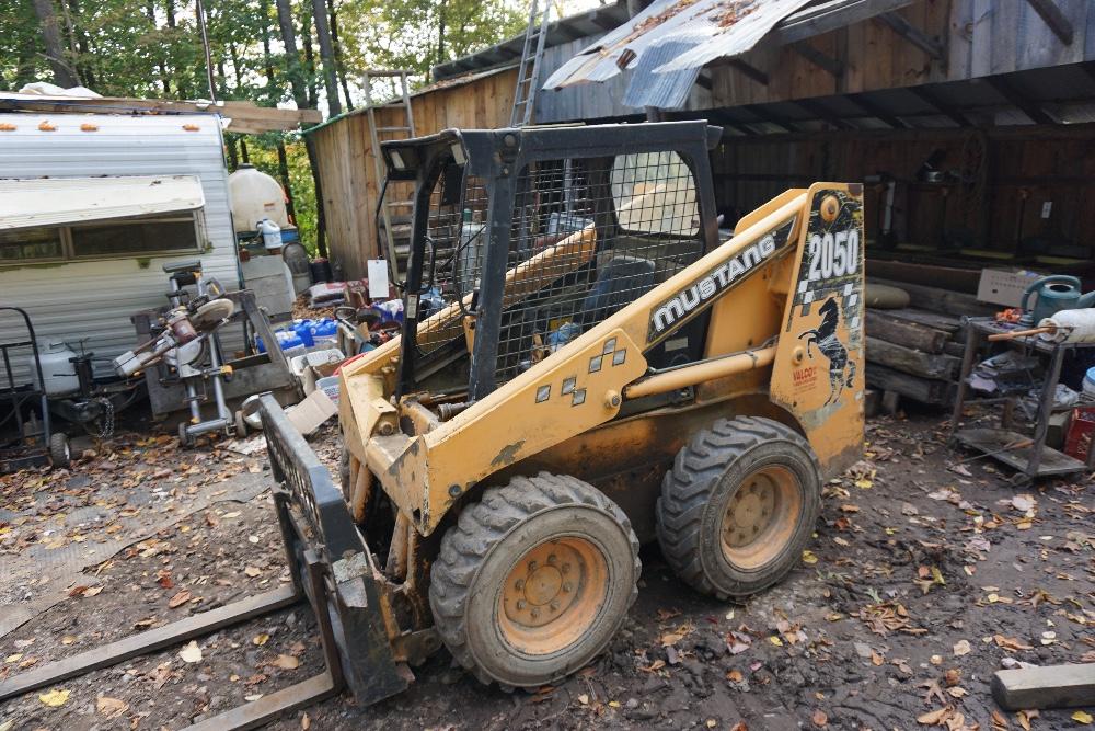 Mustang 2050 diesel skid steer