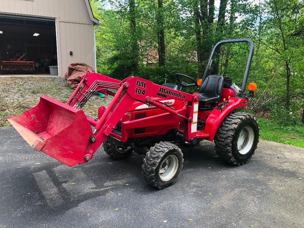 Mahindra 2015 HST with ML104 Loader