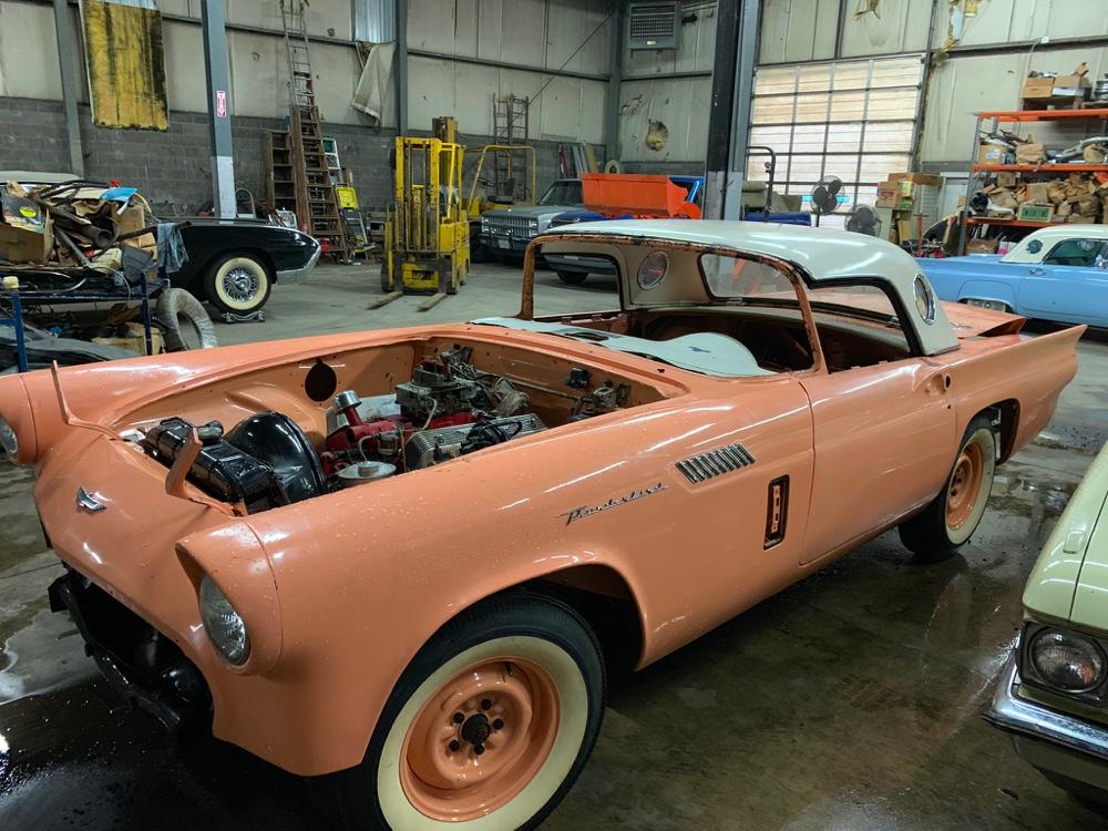 1957 Ford Thunderbird