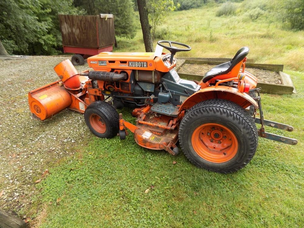 Kubota B6100 Hst Diesel Tractor