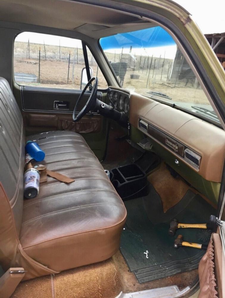 1974 Chevy Suburban