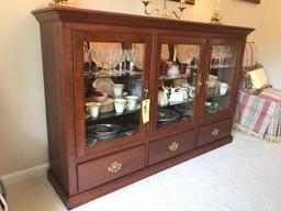 Amish Originals Solid Cherry China Caninet/Hutch