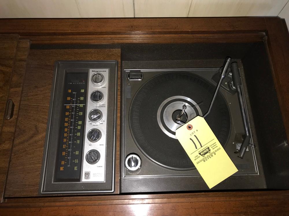 Magnavox Console Stereo With Records