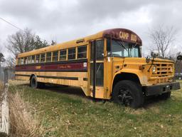 GMC 6000 (Thomas) camp bus