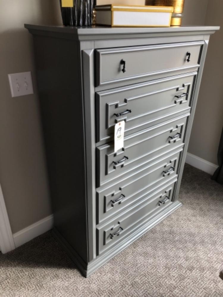 Grey 5-drawer dresser