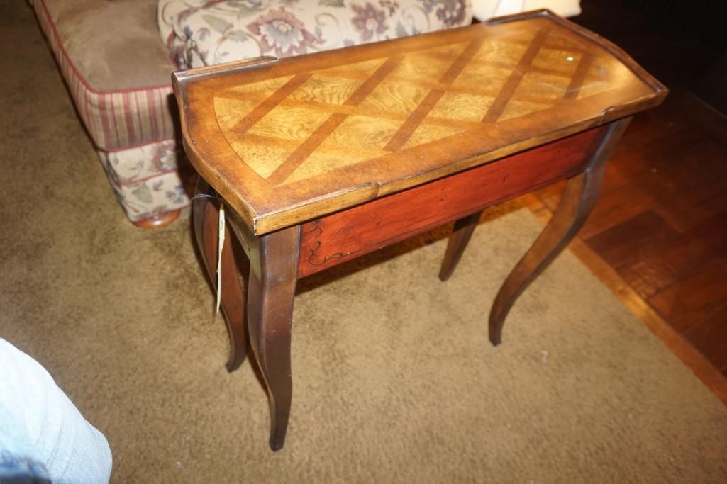 (2) Hooker Furniture Red French leg end tables