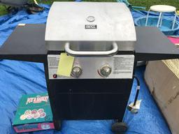 New gas grill, Pot and basket