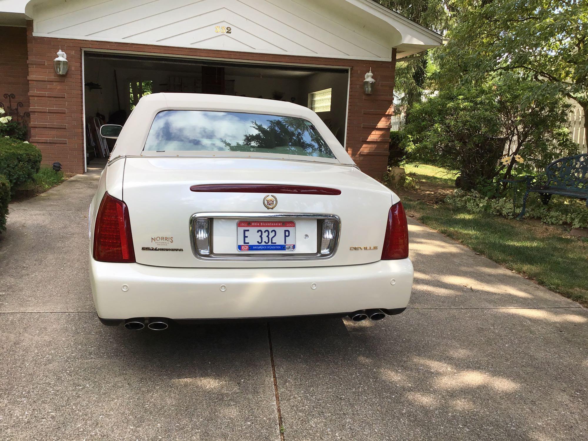 2001 Cadillac Deville Passenger Car, VIN #1G6KD54Y41U215548