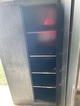 Metal cabinet - 6ft