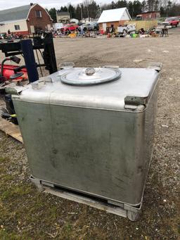 Clawson stainless tank